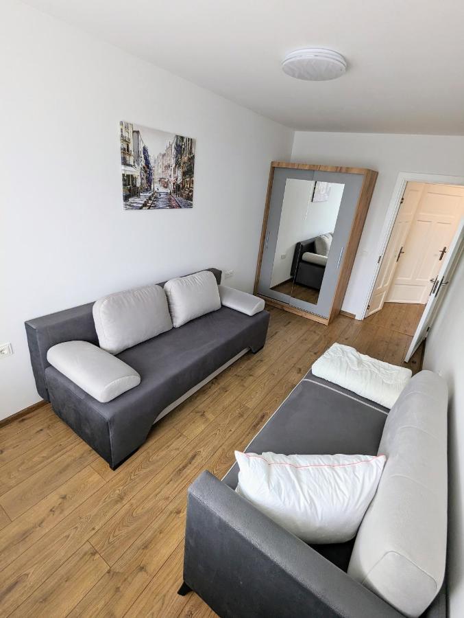 Lovely 2-Bedroom Flat In The Heart Of ดรูซกินินไก ภายนอก รูปภาพ