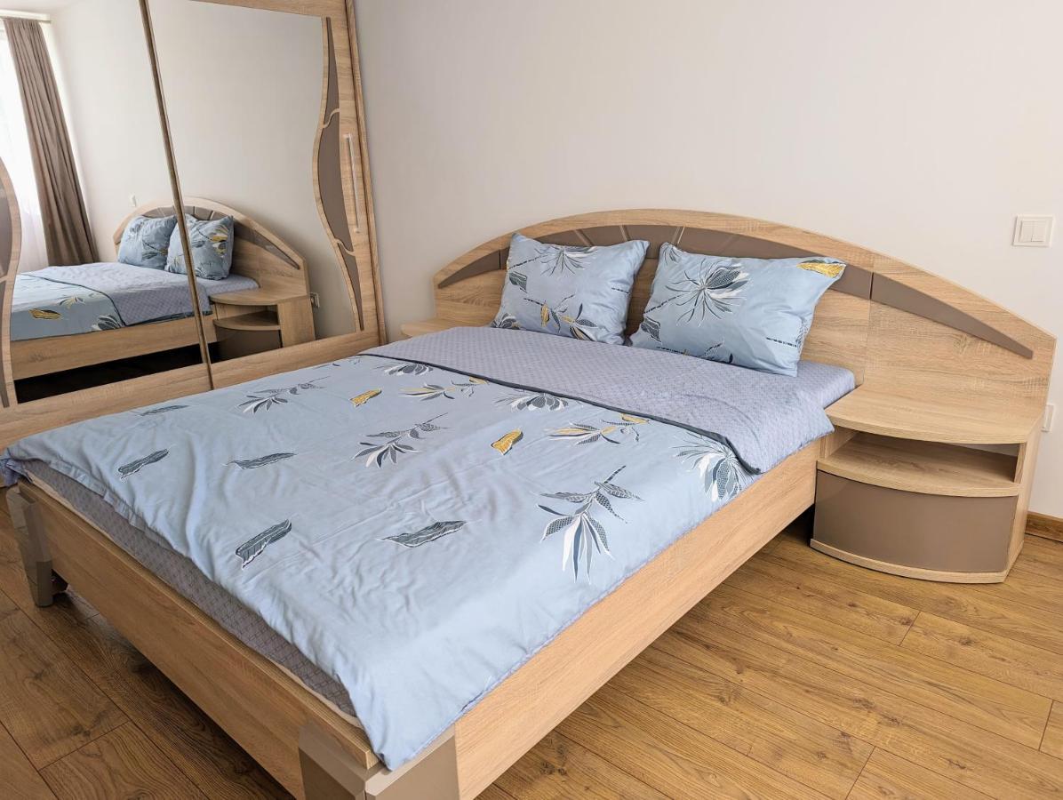 Lovely 2-Bedroom Flat In The Heart Of ดรูซกินินไก ภายนอก รูปภาพ